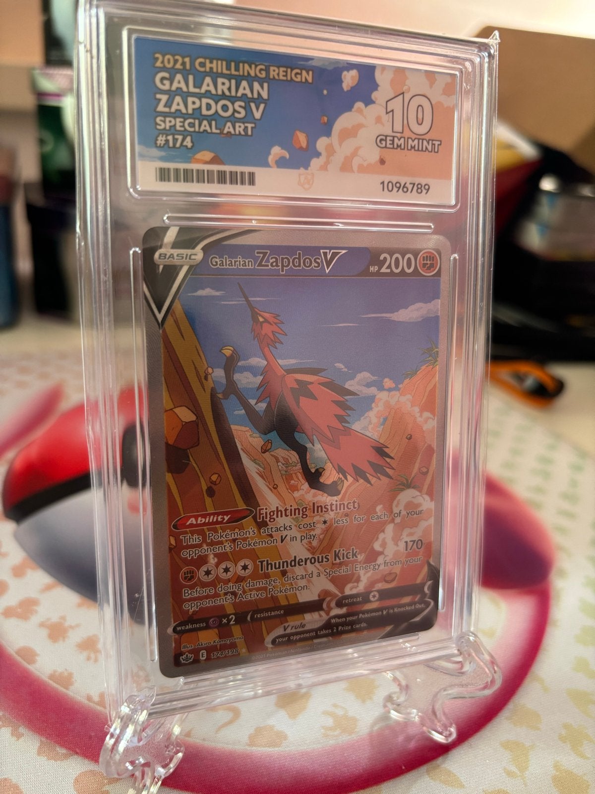 Galarian Zapdos V Special Art #174 ACE 10 Gem Mint, Hobby en Vrije tijd, Verzamelkaartspellen | Pokémon, Ophalen of Verzenden