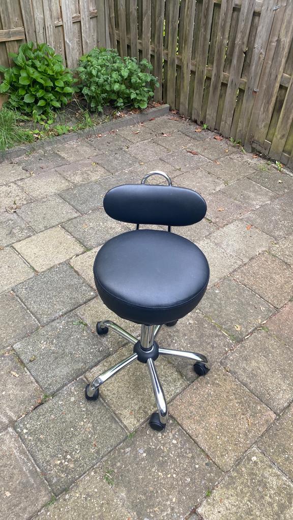 Kruk voor behandeling, Ophalen of Verzenden, Zo goed als nieuw, Staal