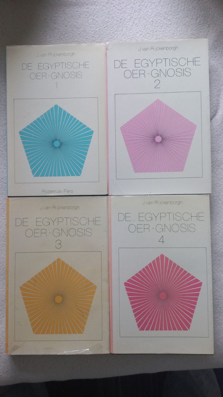 De Egyptische Oer-Gnosis, J. van Rijckenborgh 4 delen, Boeken, Achtergrond en Informatie, Spiritualiteit algemeen, Ophalen, Gelezen