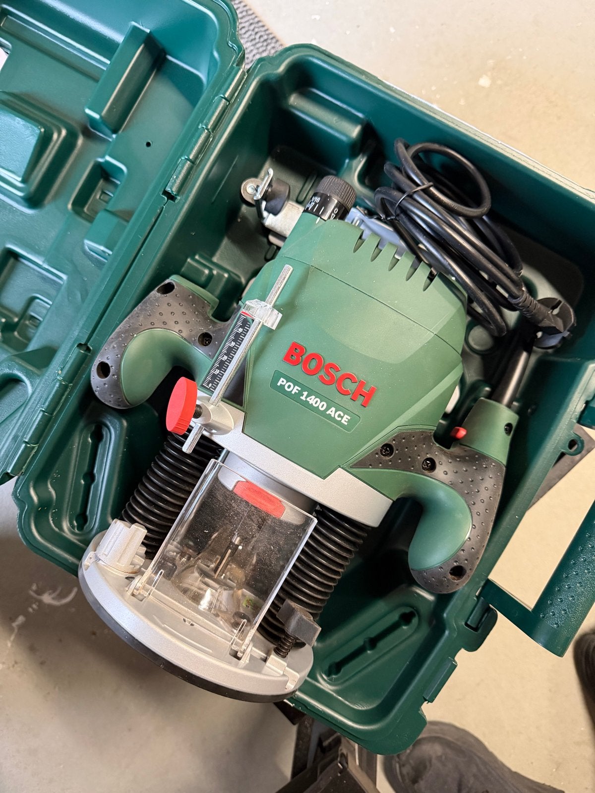 Bosch POF 1400 ACE Bovenfrees - Als nieuw, Ophalen, Zo goed als nieuw, Elektrisch, Bovenfrees
