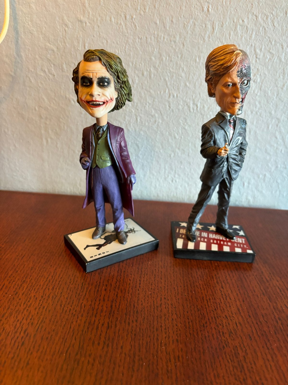 NECA The Joker & Two-Face Bobbleheads - Batman Collectibles, Ophalen, Zo goed als nieuw