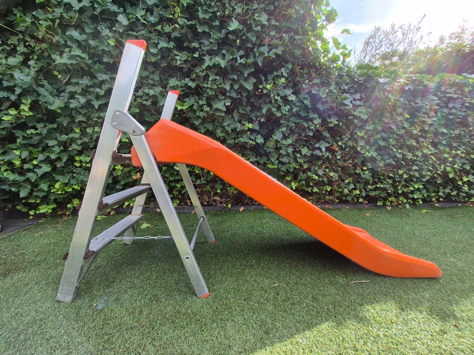 Glijbaan met trapje, Kinderen en Baby's, Speelgoed | Buiten | Speeltoestellen, Ophalen, Gebruikt, Glijbaan