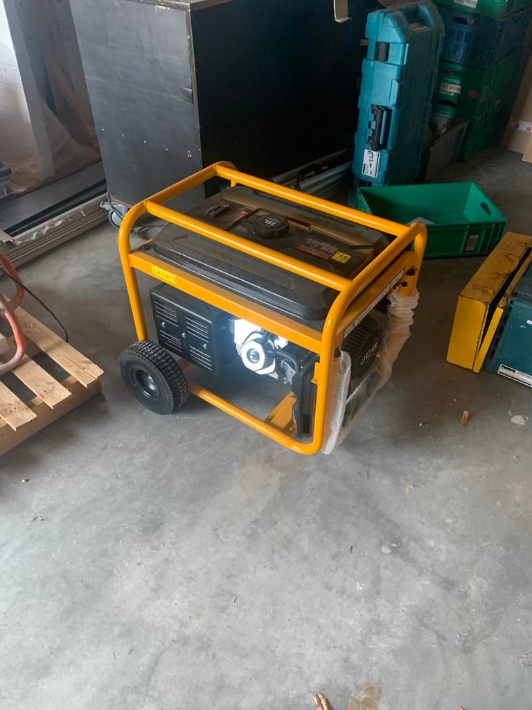 JCB generator. Nieuw 1x gebruikt., Ophalen of Verzenden, Zo goed als nieuw, Overige typen