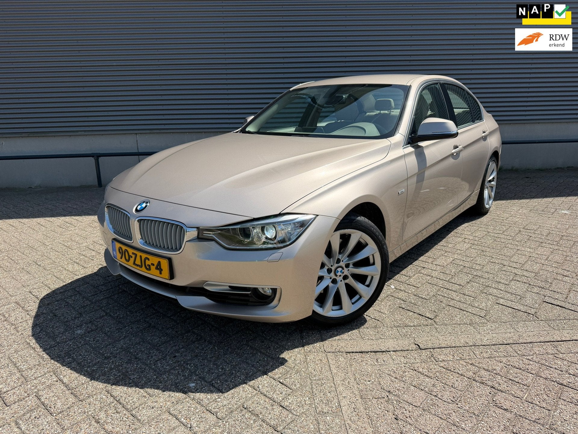 BMW 3-serie 328i Upgrade Edition, Auto's, BMW, Automaat, 745 kg, Achterwielaandrijving, Gebruikt