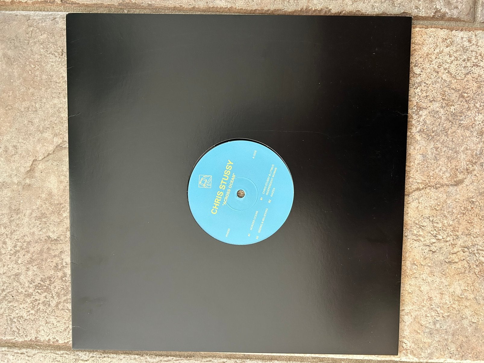 Chris stussy “Across ocean”, Ophalen of Verzenden, Zo goed als nieuw, Overige formaten, Overige genres