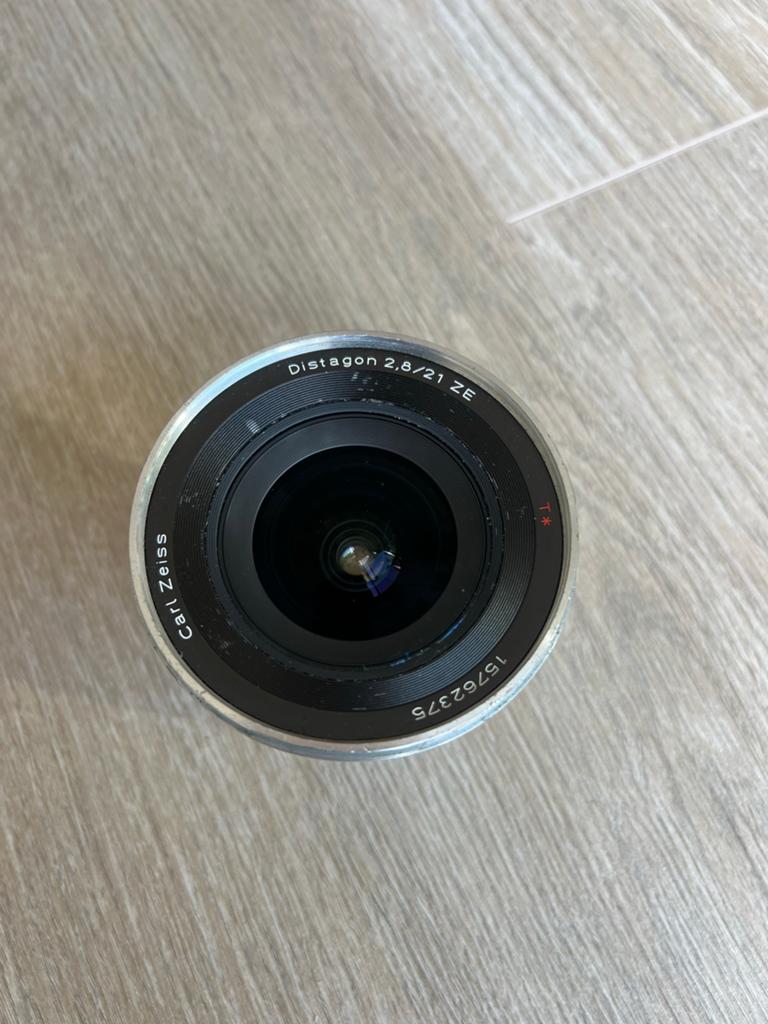 Zeiss Distagon 21mm F2.8 T* ZE - Gebruikt, mist doppen, Ophalen, Gebruikt, Groothoeklens