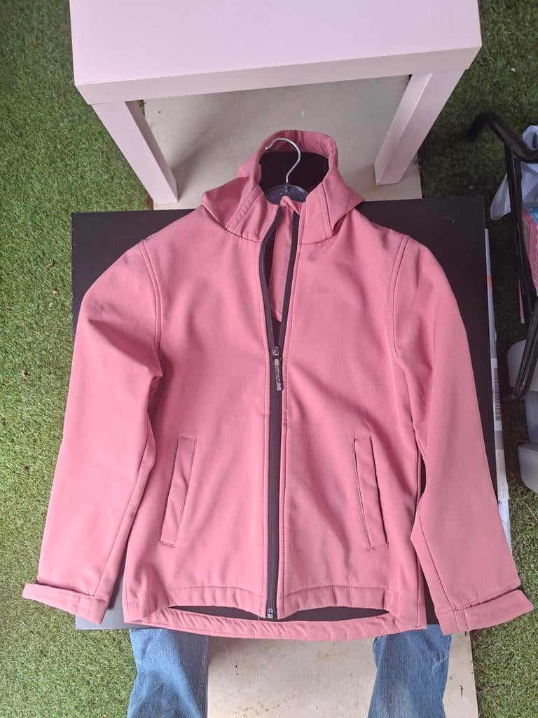 Roze softshell jas maat 134/140, Kinderen en Baby's, Kinderkleding | Maat 134, Gebruikt, Meisje, All Include, Ophalen of Verzenden