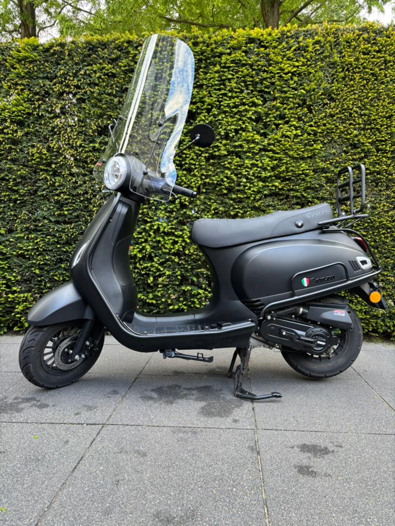 Senzo Rivalux Special scooter, Ophalen, Zo goed als nieuw, Benzine, Overige merken