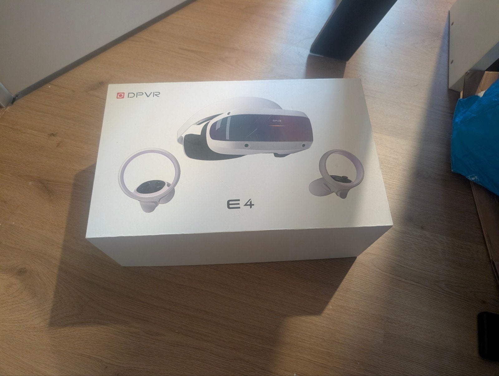 DPVR E4 VR Headset - Compleet 1 week gebruikt, Ophalen of Verzenden