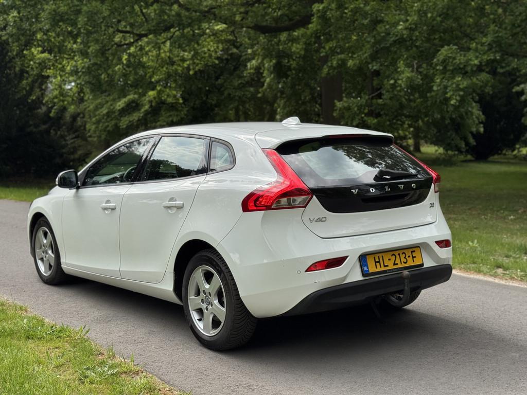 Volvo V40 2.0 D2 Momentum Business (bj 2015), Voorwielaandrijving, Stof, Gebruikt, 4 cilinders