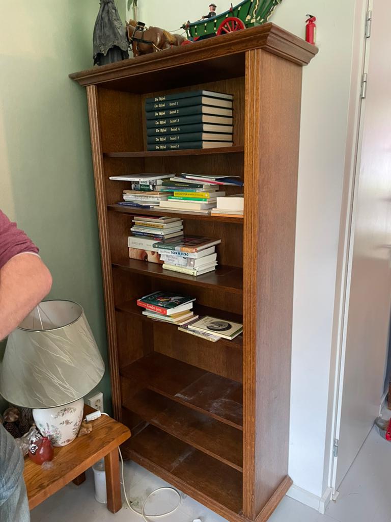 Massief eikenhouten boekenkast met 6 planken, Ophalen, Met plank(en), Gebruikt, 200 cm of meer