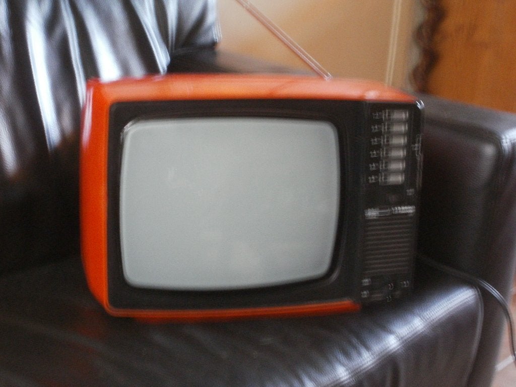 Transistor TV,, oranje, Ophalen