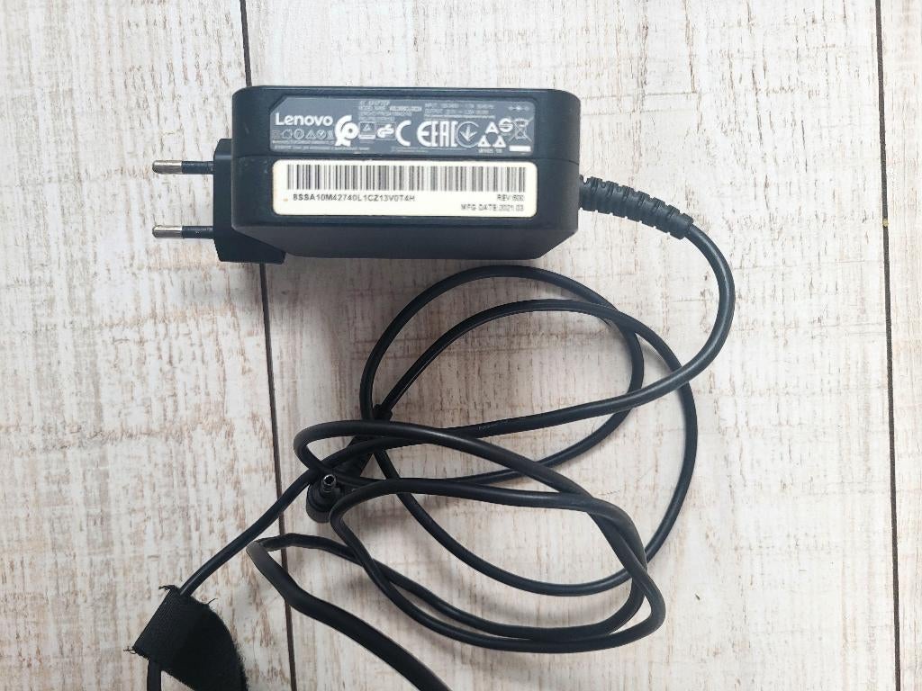 LENOVO REV 600 oplader., Computers en Software, Ophalen of Verzenden, Zo goed als nieuw, Lenovo