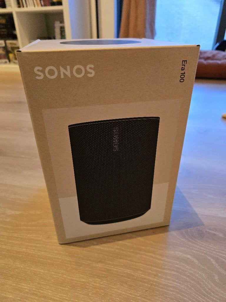 SONOS ERA 100 - Brand New & Factory Sealed (Nieuw in doos)