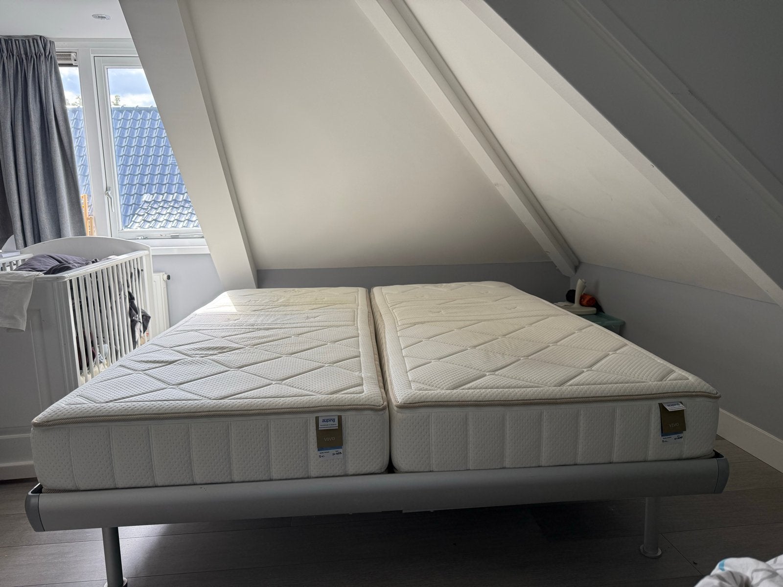 Auping Vivo bedbodems (1x 90x200 cm) + 2 Vivo matrassen, Ophalen, Gebruikt, Tweepersoons, Bedbodem