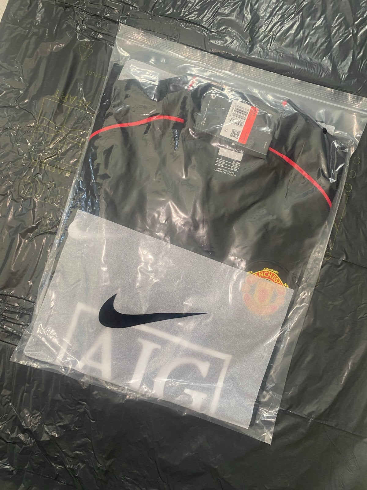 Nike Manchester United vintage 06/07 Zwart/Rood, Kleding | Heren, T-shirts, Ophalen of Verzenden, Nieuw, Maat 48/50 (M), Zwart