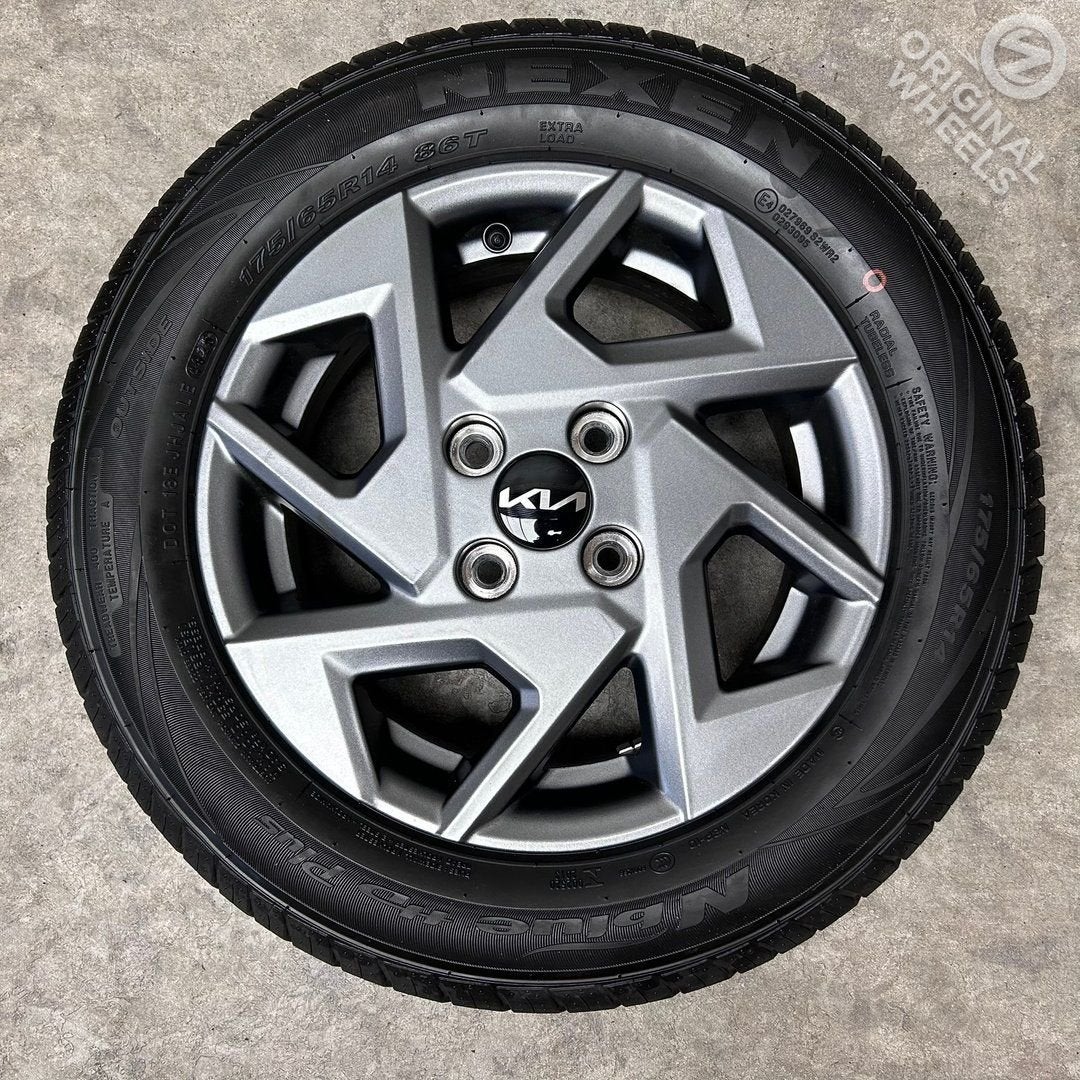 NIEUWE 14 inch originele velgen + zomerbanden Kia Picanto, 14 inch, Gebruikt, -, 175 mm