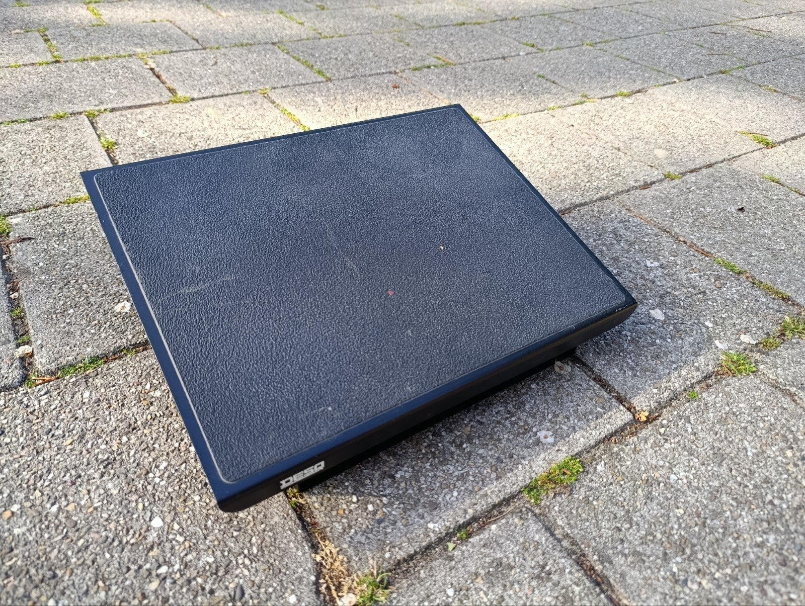 DESQ 60078 metalen voetensteun met antislipmat, Diversen, Bureau-accessoires, Ophalen of Verzenden, Gebruikt