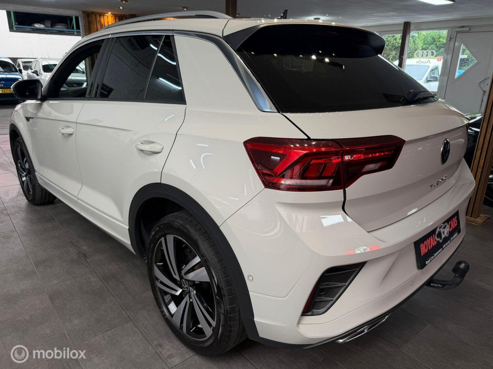 Volkswagen T-Roc 1.5 TSI R-Line|Acc|Camera|Carplay|Stuurverw, Auto's, Volkswagen, 1258 kg, 4 cilinders, 150 pk, Beige
