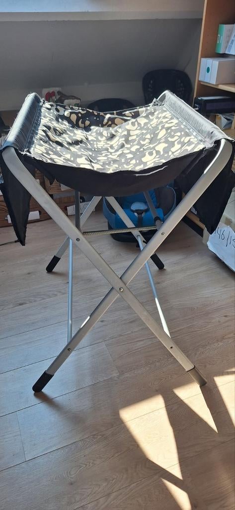 Handige Inklapbare Commode - Ideaal voor Kleine Ruimtes, Gebruikt, 50 tot 70 cm, Ophalen of Verzenden, 75 tot 100 cm