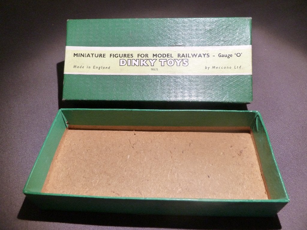 DINKY TOYS:  no.4   ENGINEERING STAFF >>>LEEG DOOSJE<<<, Ophalen of Verzenden, Nieuw, Overige typen