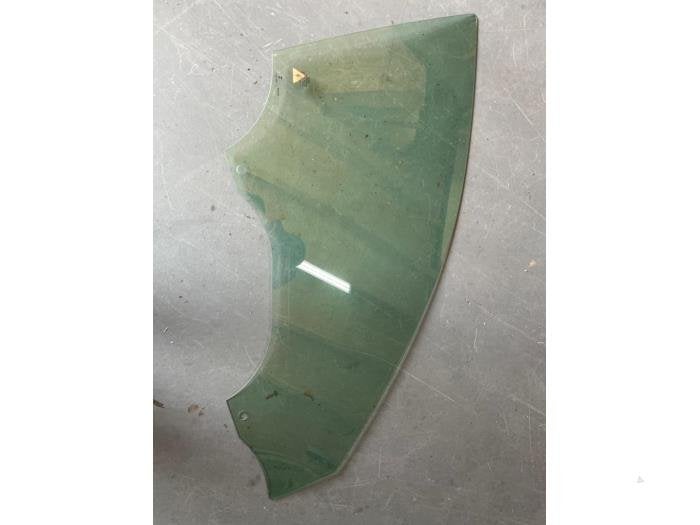 Portierruit 4Deurs rechts-voor van een Audi A4, Gebruikt, -, -, -