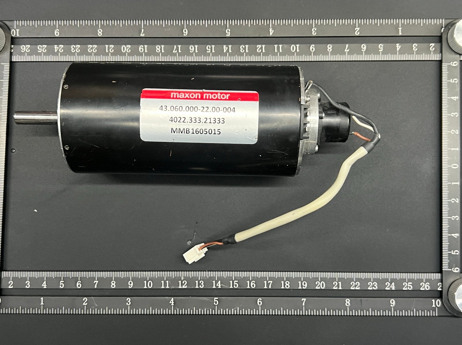 Maxon DC Motor 60mm (Lengte 120mm, As 8mm) met Encoder, Hobby en Vrije tijd, Ophalen of Verzenden