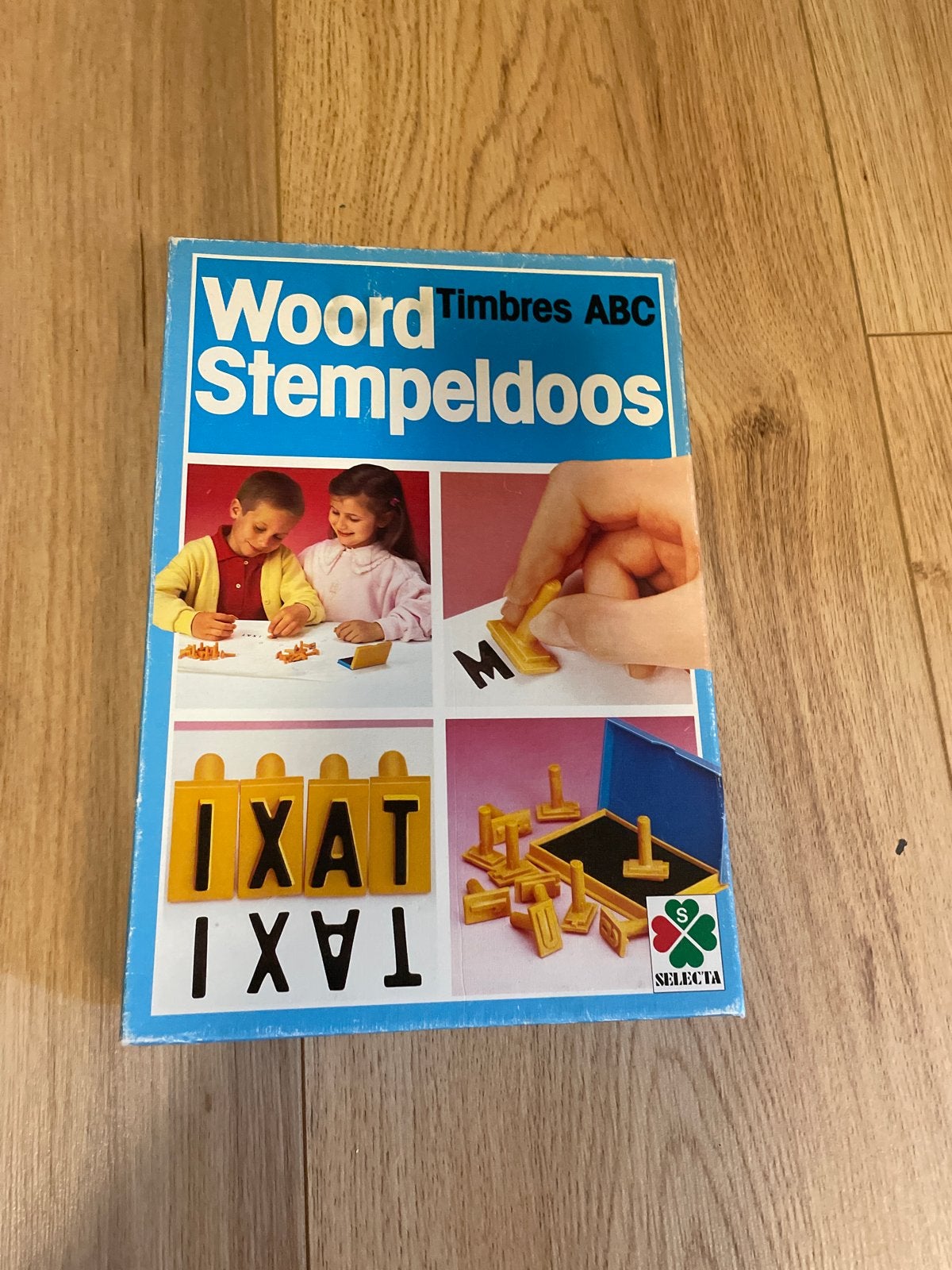 Woord Stempeldoos ABC compleet met 2 inktsetjes, Kinderen en Baby's, Speelgoed | Educatief en Creatief, Ophalen, Gebruikt, Knutselen