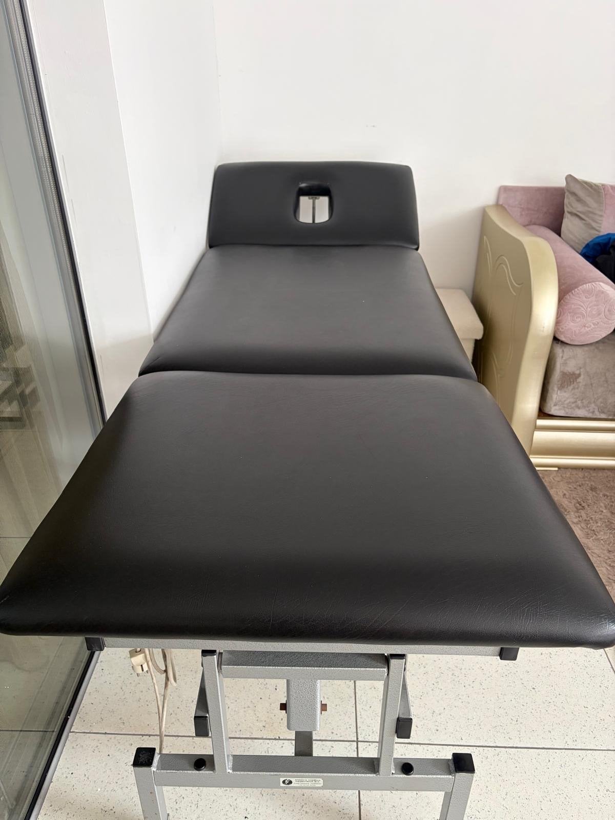Professionele Massagetafel - Elektrisch Verstelbaar, Sport en Fitness, Ophalen of Verzenden, Zo goed als nieuw, Massagetafel