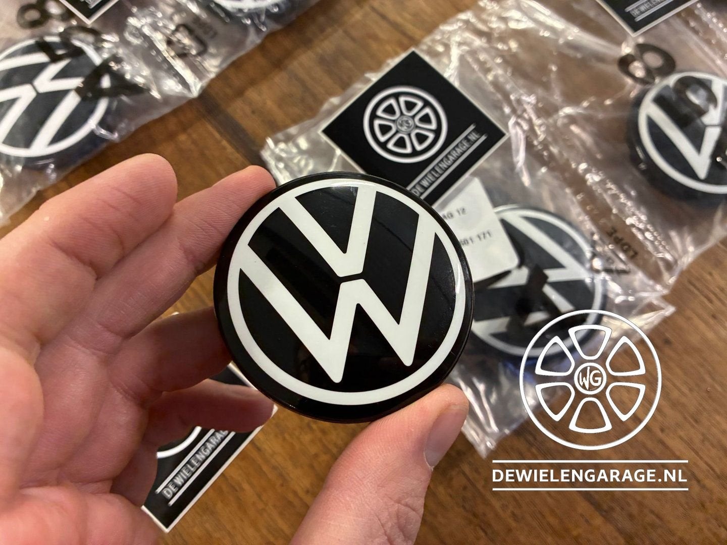4x VW Naafkap Origineel Nieuw ID Logo 10A 601 171 oa ID.3 ID, Gebruikt, -, -, Ophalen of Verzenden