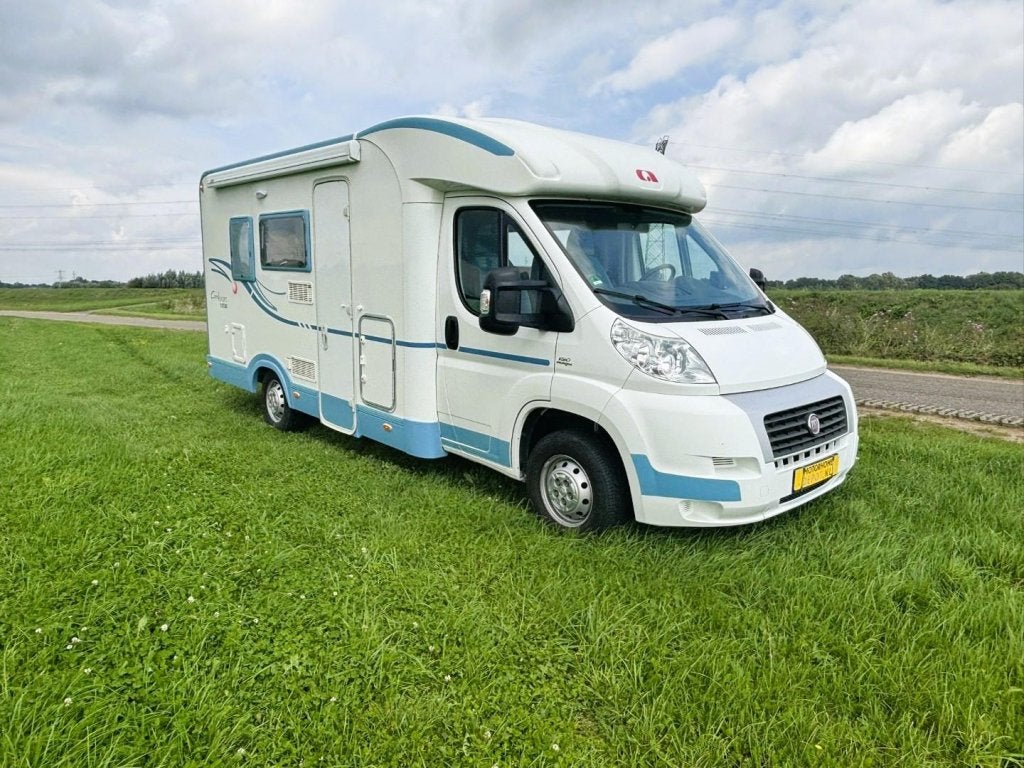 Adria Coral 573 DS | 2008 | 34000KM | Euro 4 | Fransbed, Niet ingevuld, Ringverwarming, Fiat, Bedrijf