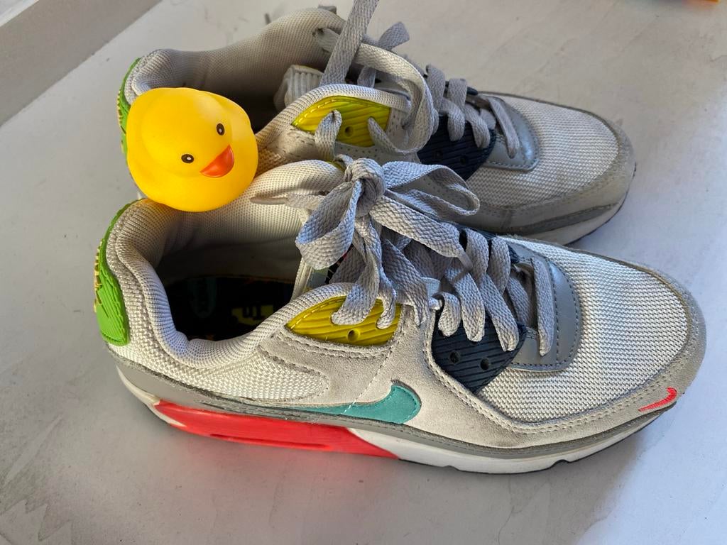 Nike Air Max 90 EOI sneakers maat 37,5, Ophalen of Verzenden, Gebruikt, Jongen of Meisje, Sportschoenen