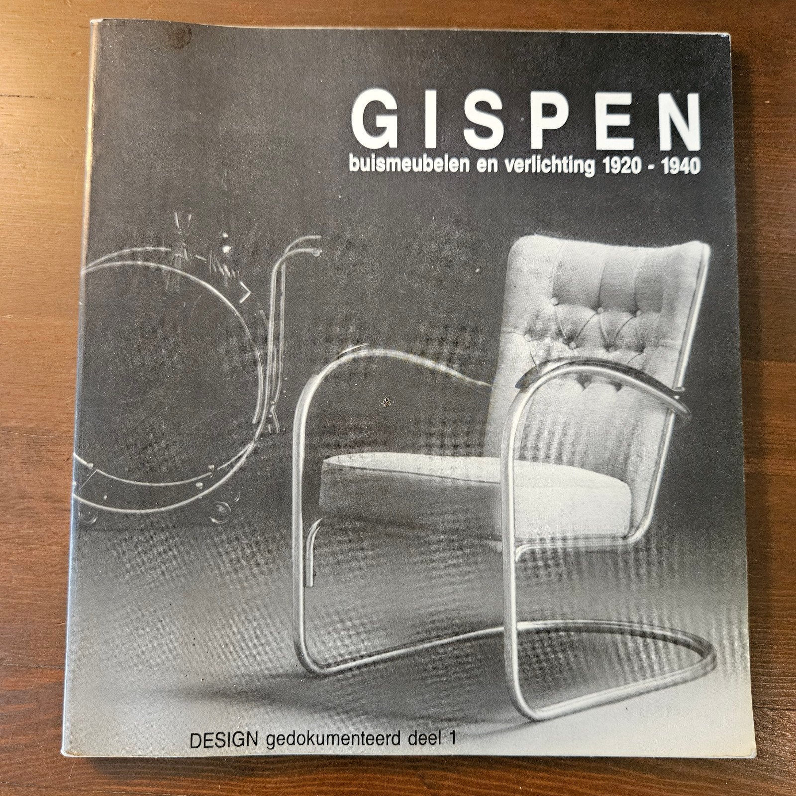 Gispen buismeubelen en verlichting 1920-1940, Ophalen of Verzenden, Overige onderwerpen, Diverse auteurs