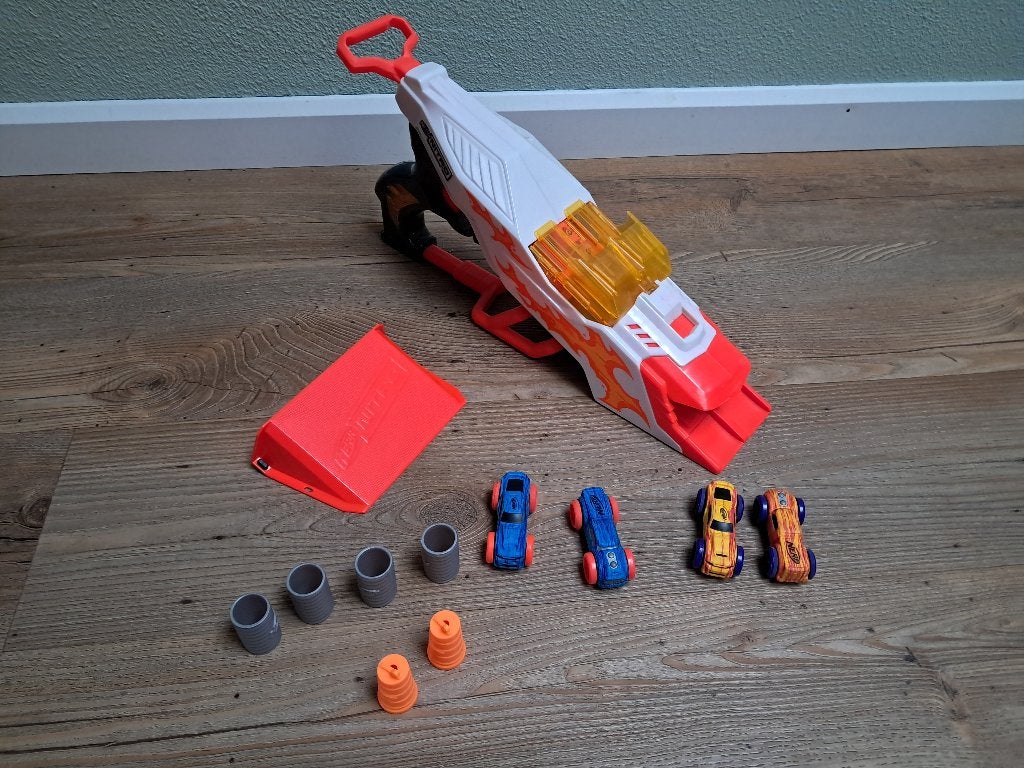 Nerf nitro auto's afschieten, Ophalen of Verzenden, Gebruikt