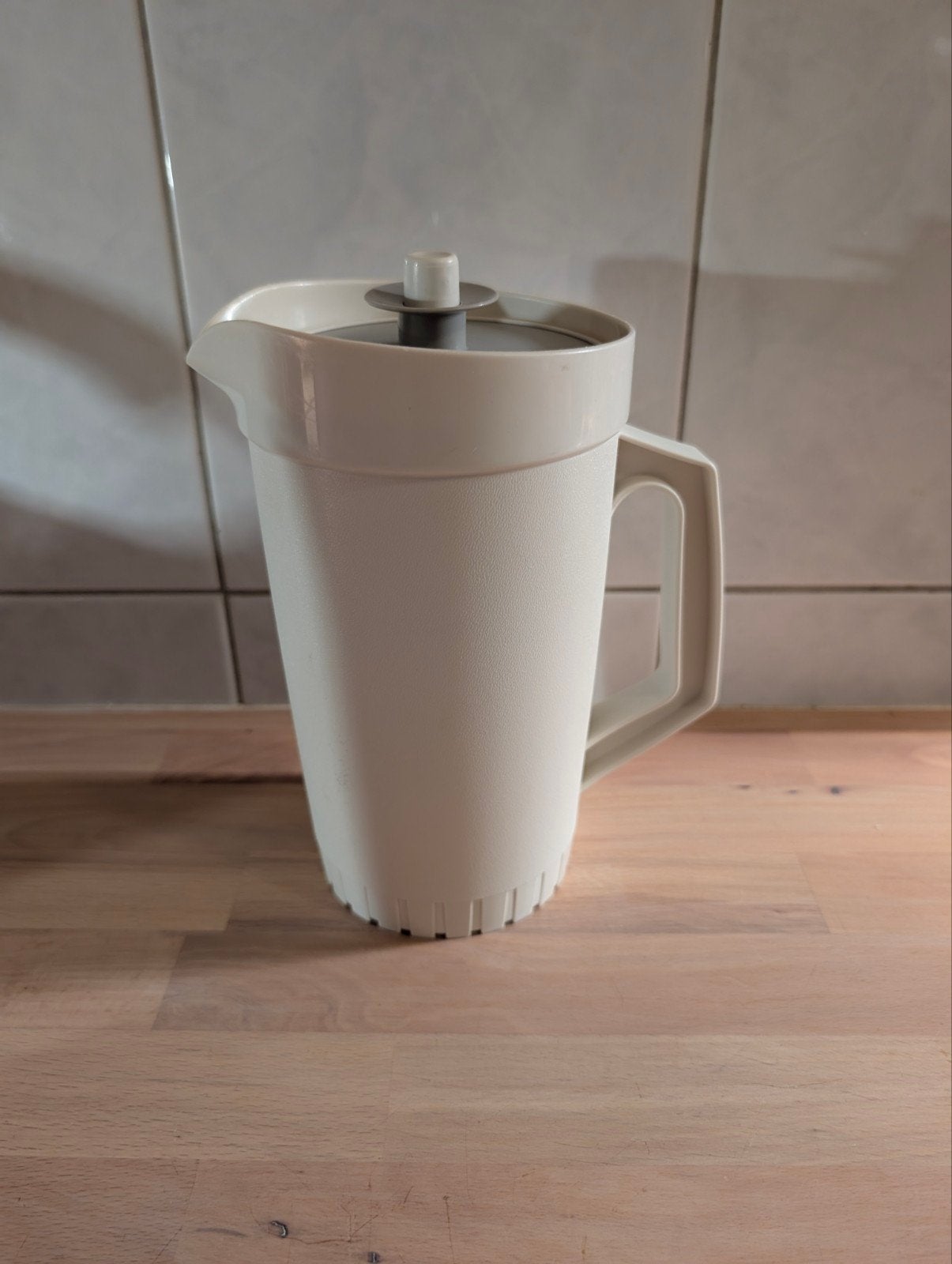 2x Tupperware, Ophalen of Verzenden, Zo goed als nieuw, Wit, Beker of Kan