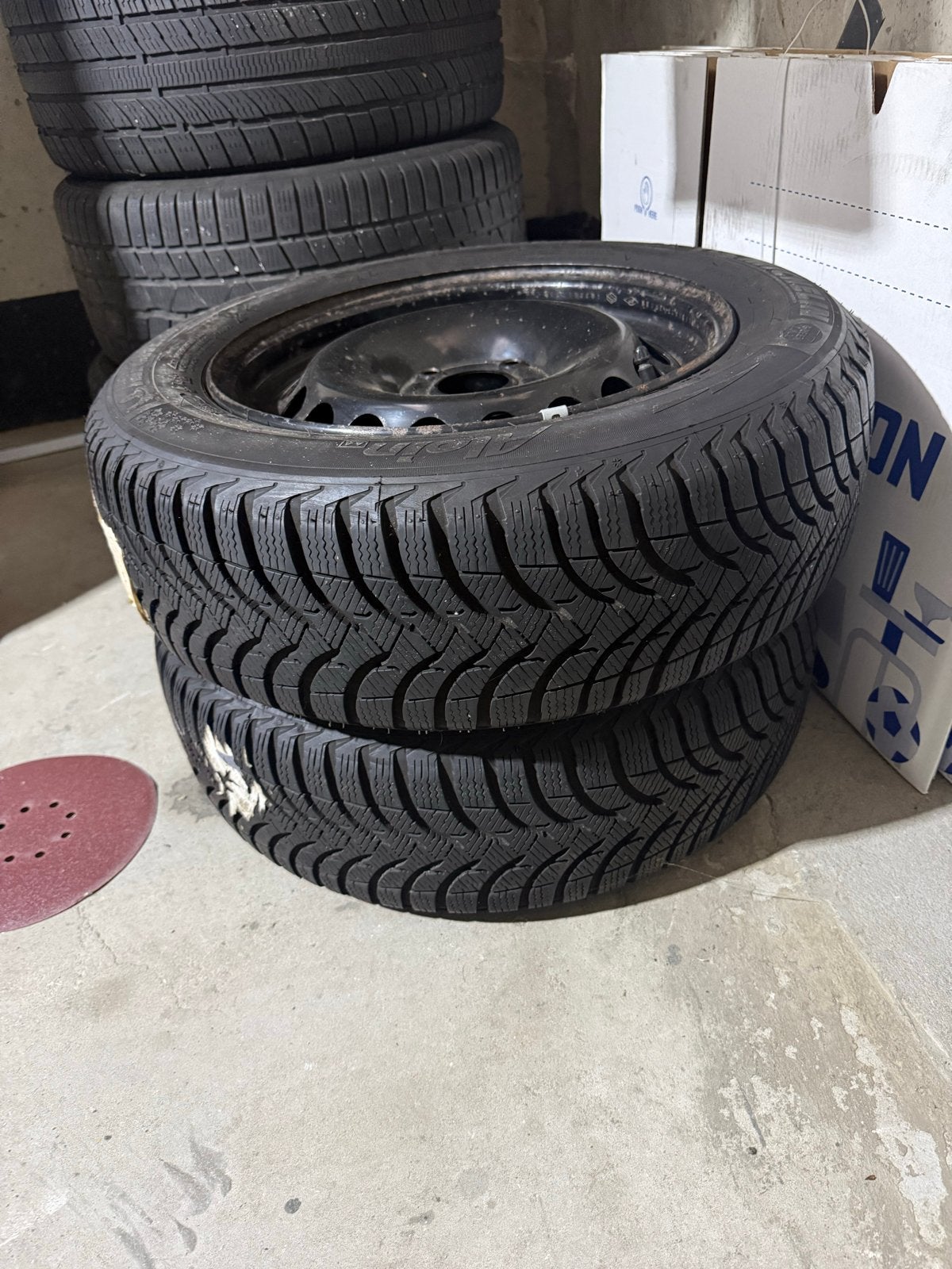 Michelin Winterbanden op stalen velgen 195/65 R15, Ophalen of Verzenden, Gebruikt