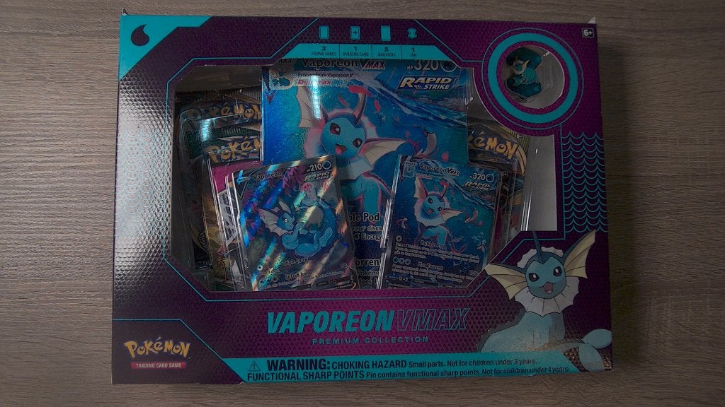 Pokemon Vaporeon VMAX Premium Collection EU Version, Ophalen of Verzenden, Nieuw, Foil