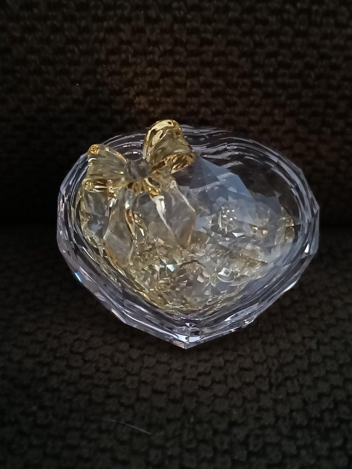 Swarovski doosje met geel hart, Verzamelen, Swarovski, ., Ophalen of Verzenden, Zo goed als nieuw, Figuurtje