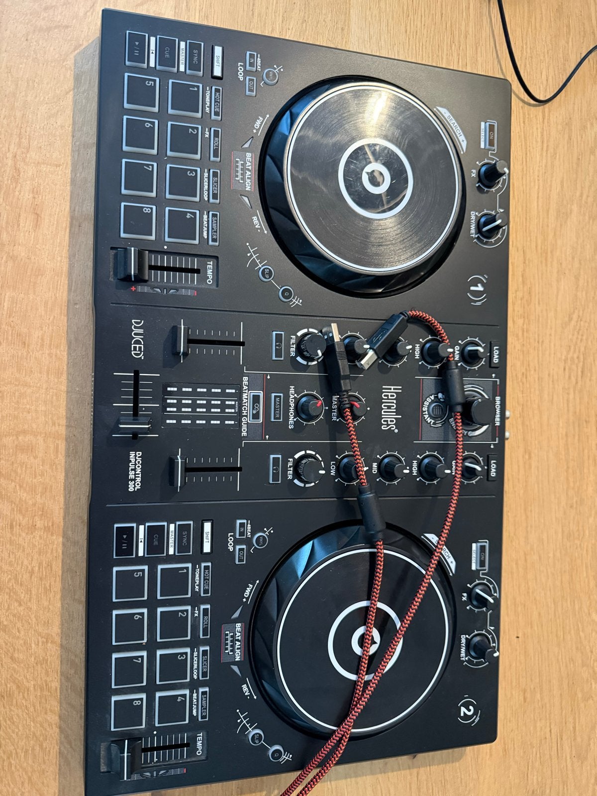Bijna nieuw!! Hercules DJControl Inpulse 300 DJ Controller, Muziek en Instrumenten, Dj-sets en Draaitafels, Ophalen of Verzenden
