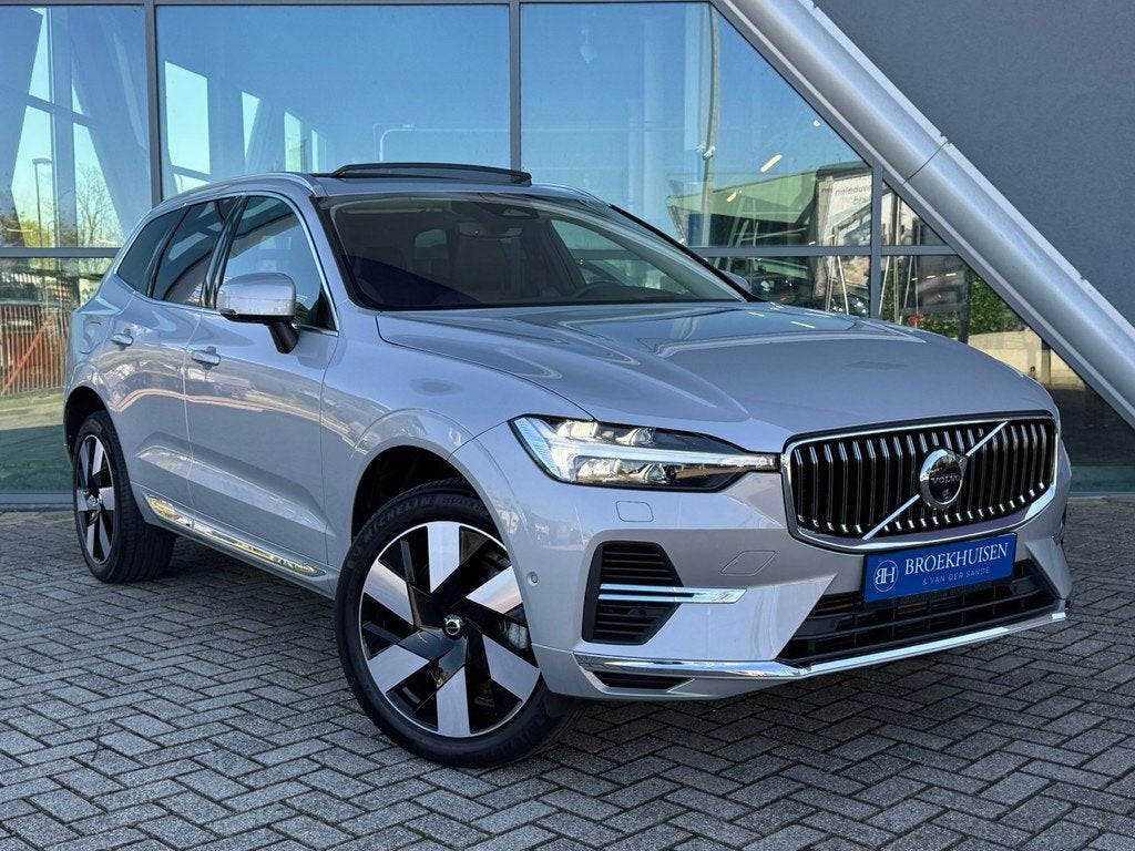 Volvo XC60 2.0 T8 Plug-in hybrid AWD Ultimate Bright 455pk L, Auto's, Volvo, Automaat, Gebruikt, 4 cilinders, 1969 cc