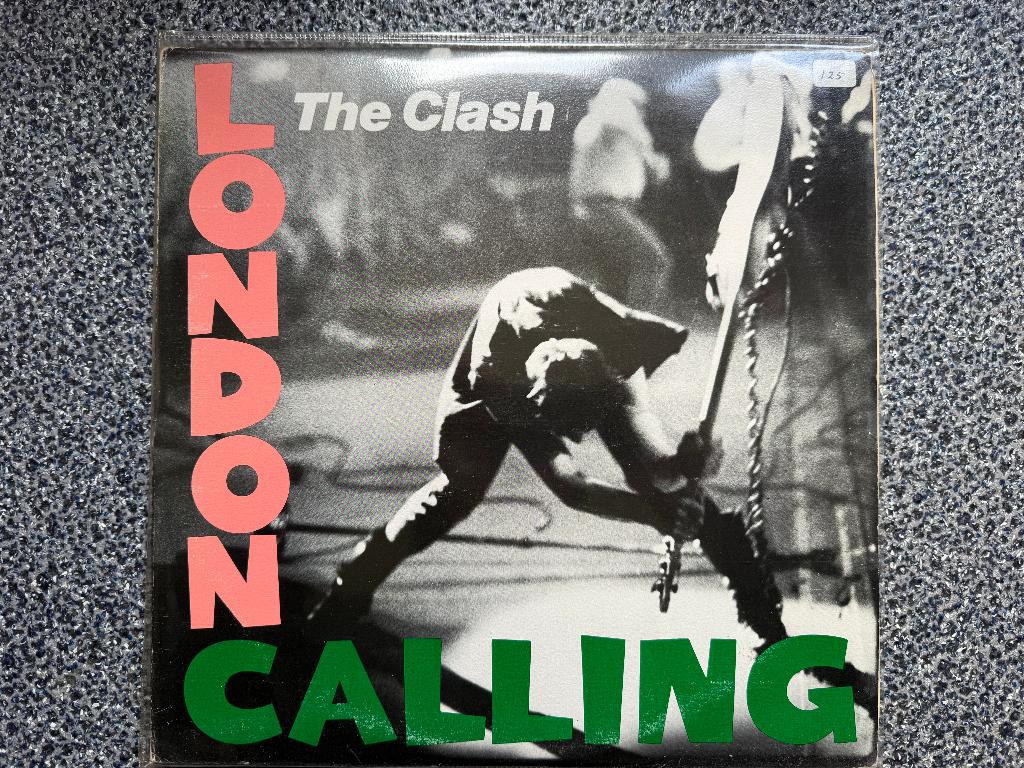 the clash, Ophalen of Verzenden, Zo goed als nieuw, 12 inch, Inclusief binnenhoes