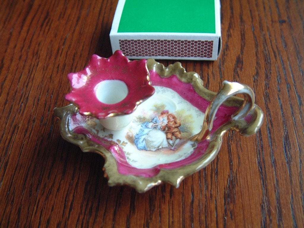 oud porselein klein rococo kandelaartje DRESDEN, Ophalen of Verzenden, Gebruikt