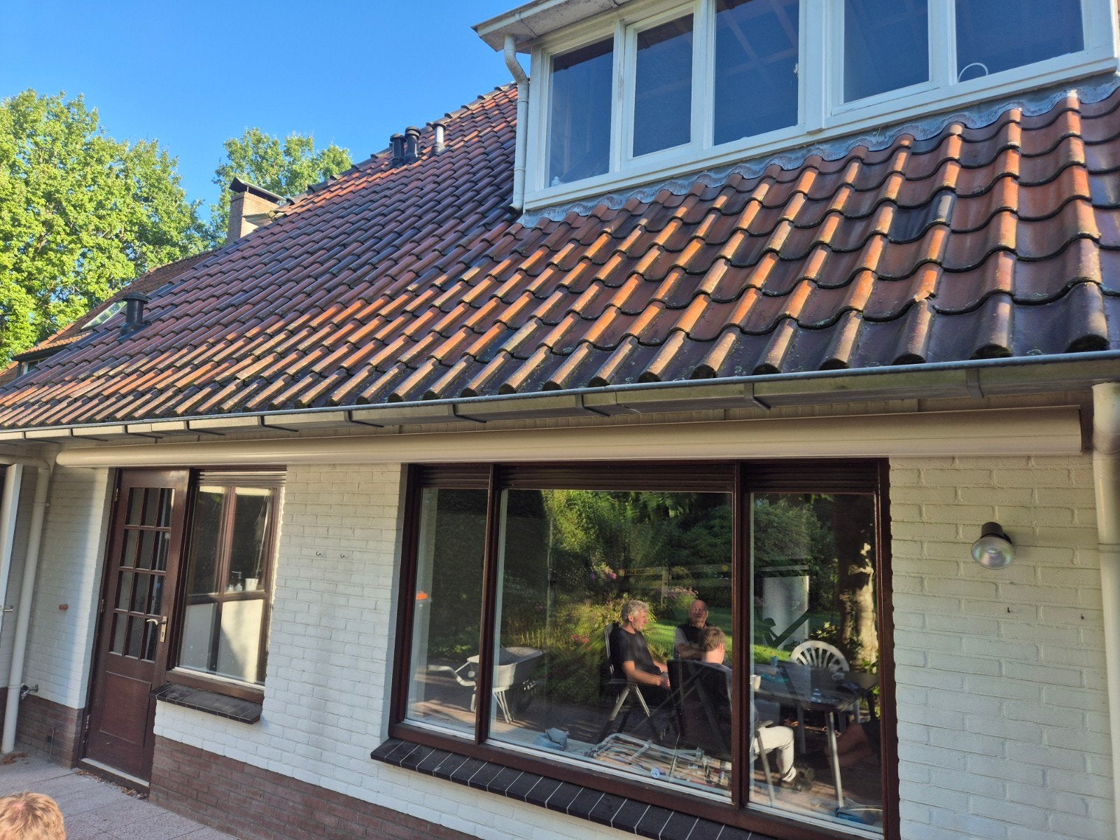 Gestreepte Knikarmscherm - Geel/Wit, Tuin en Terras, Zonneschermen, Ophalen, Gebruikt, 450 cm of meer, Elektrisch