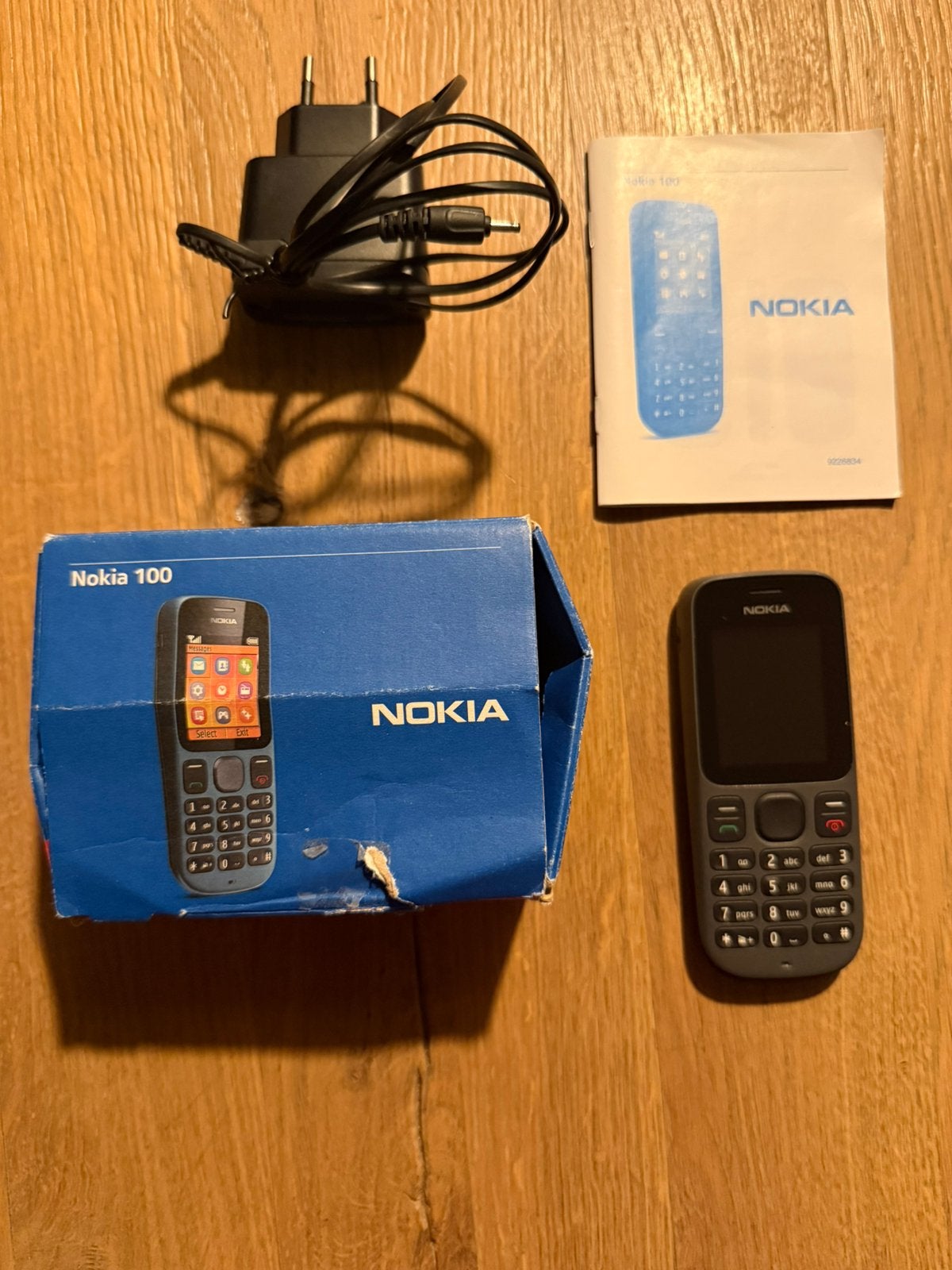 Nokia 100, Telecommunicatie, Ophalen of Verzenden, Nieuw, Zwart