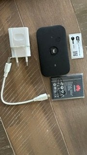 Huawei wlan-router LTE E5573Cs-322, Computers en Software, Routers en Modems, Ophalen of Verzenden, Gebruikt, Router, Huawei