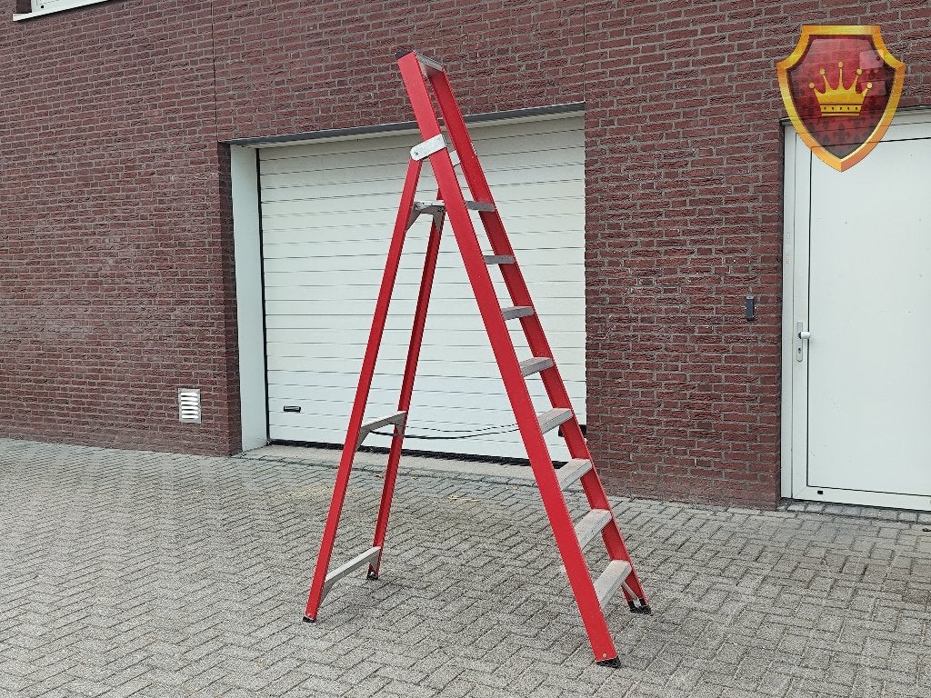 Professionele Dubbele Trapladder 2x8 Treden Rood, Gebruikt, NVT, Ladder, NVT