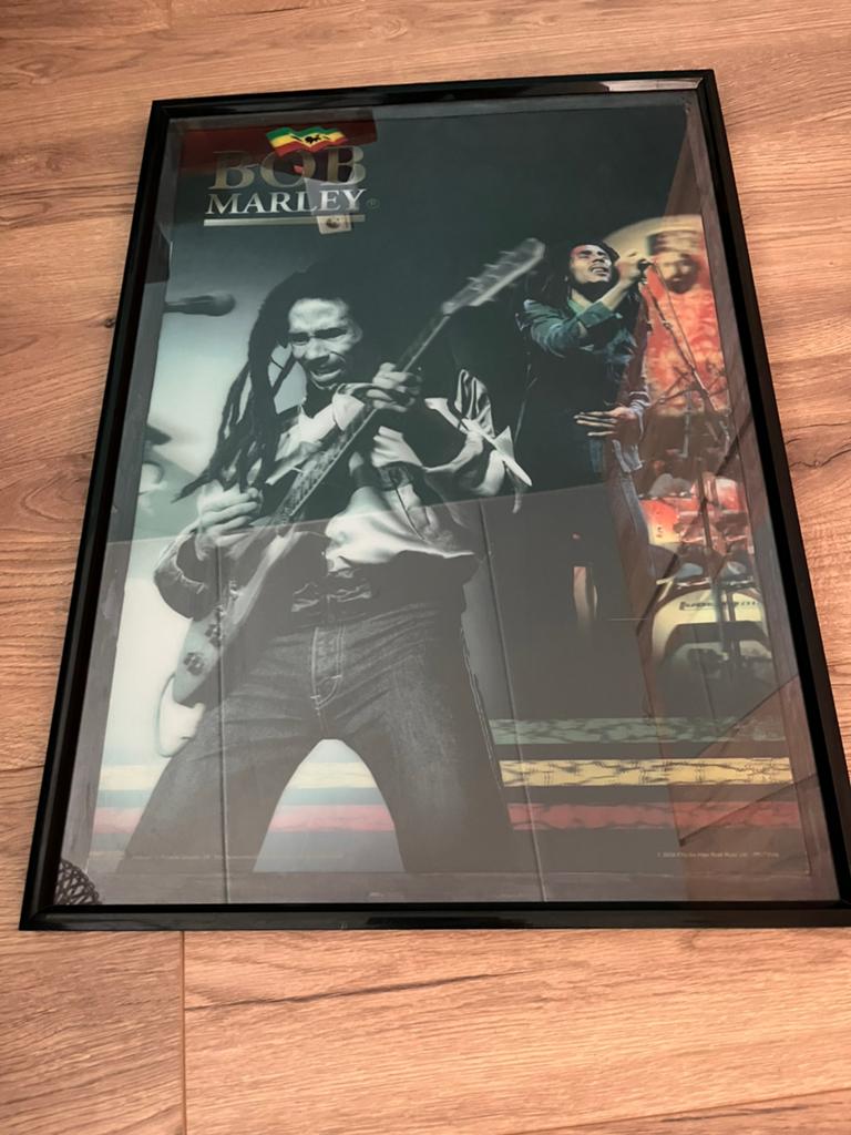Poster Bob Marley 3d in zwarte lijst!!, Ophalen of Verzenden, 50 tot 75 cm, Foto of Poster, Minder dan 50 cm