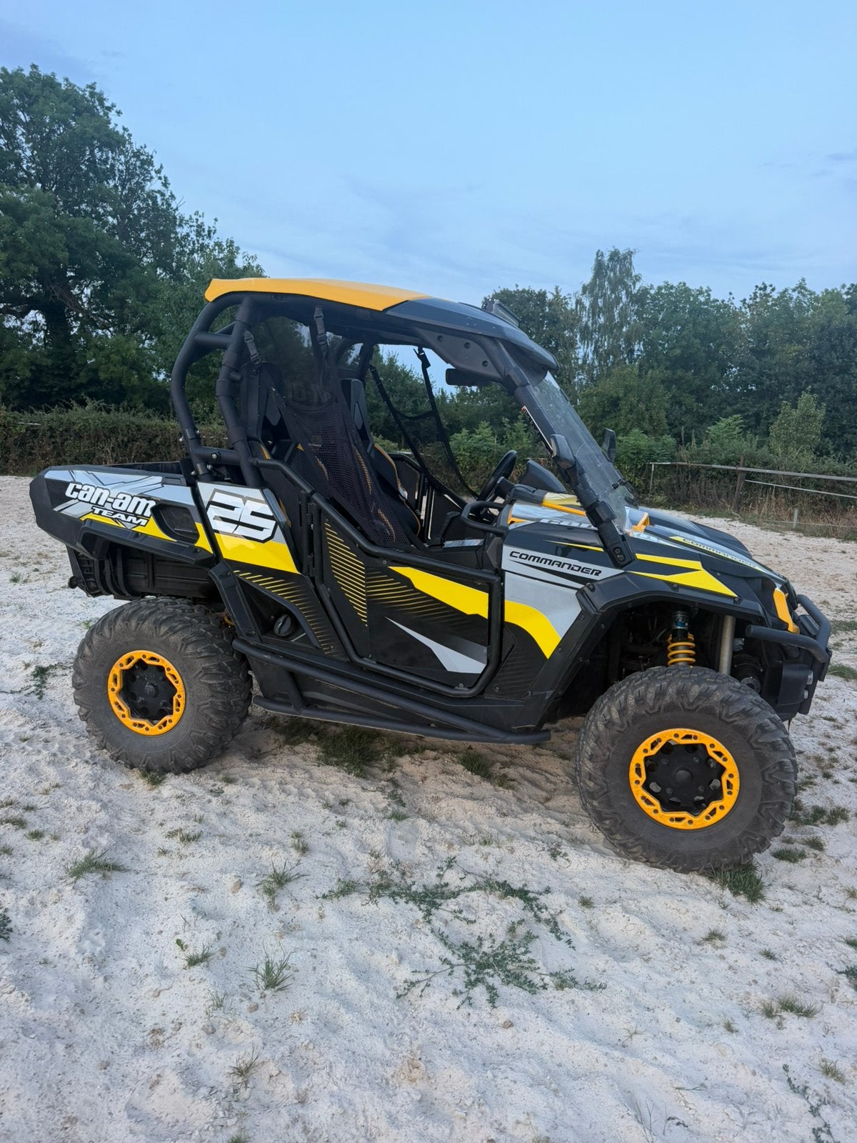 Can am commander 1000, Motoren, Quads en Trikes, meer dan 35 kW, 2 cilinders, Ophalen of Verzenden