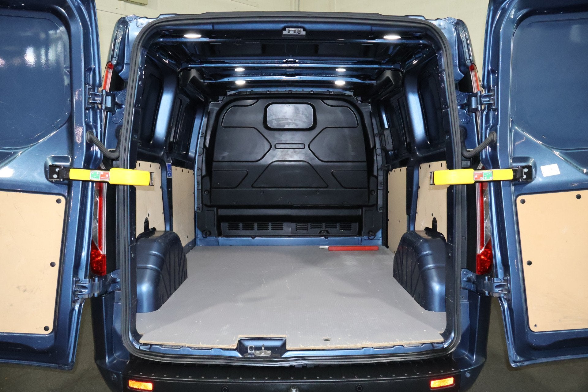Ford Transit Custom 2.0 TDCI L1 H1 Automaat Navigatie Camera, Auto's, Stof, Euro 6, 4 cilinders, Blauw