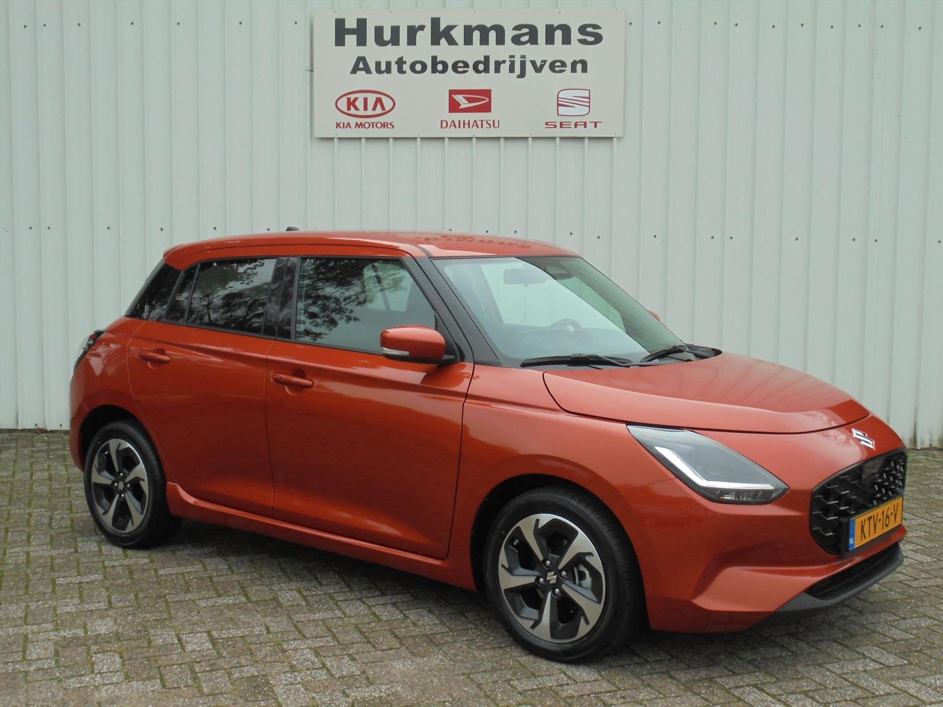 Suzuki Swift 1.2 SMART HYBRID STYLE NAVI-CAMERA-CARPLAY, Auto's, Suzuki, Dealer onderhouden, Stof, Gebruikt, Overige kleuren